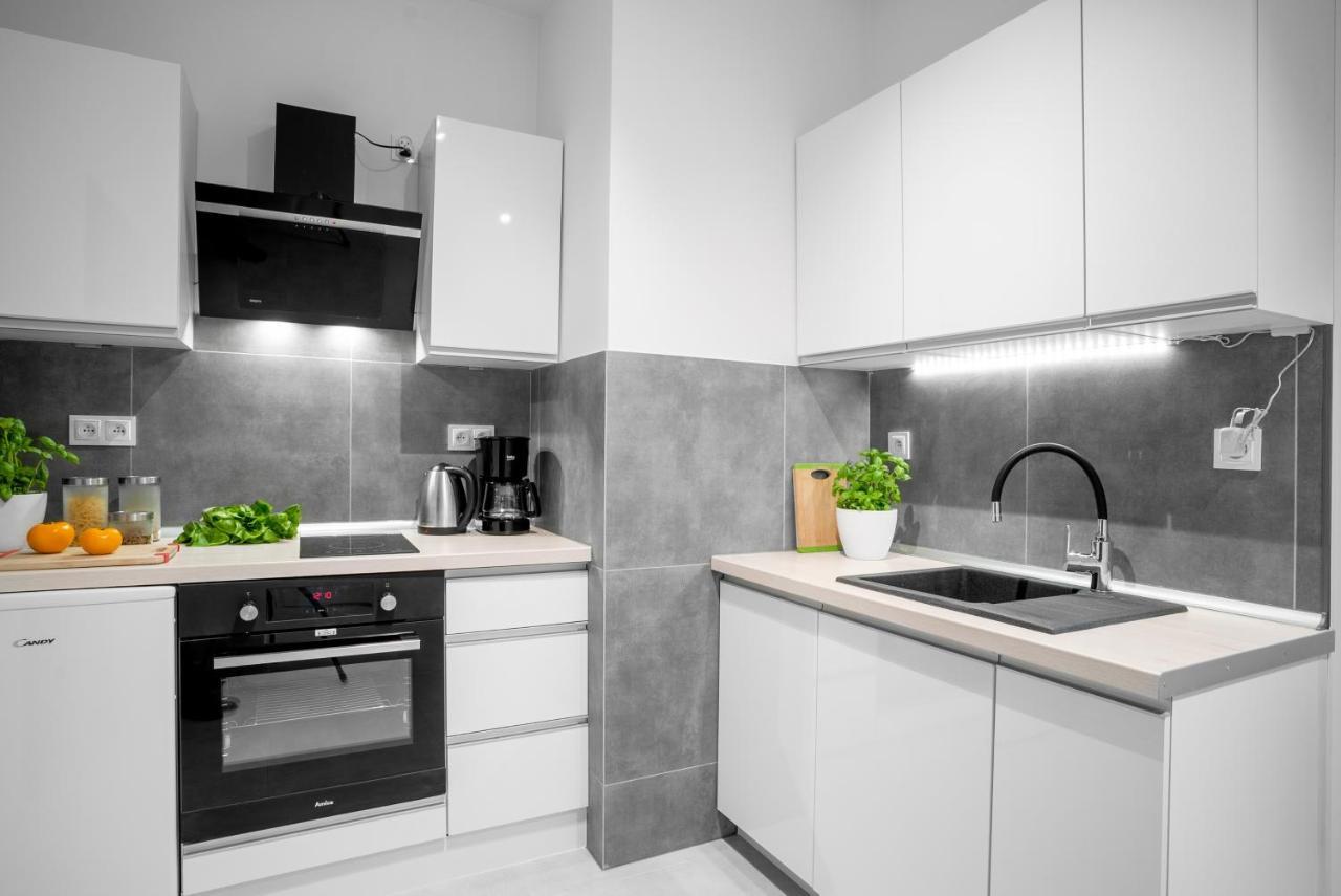 Apartamenty Homely Place Casa Verona - Stary Rynek - Parking Posen Exterior foto