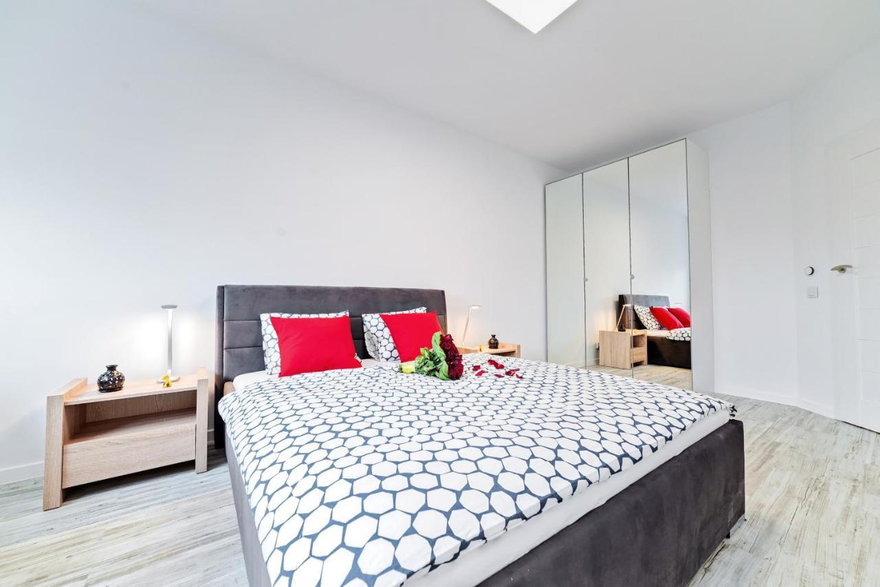 Apartamenty Homely Place Casa Verona - Stary Rynek - Parking Posen Exterior foto