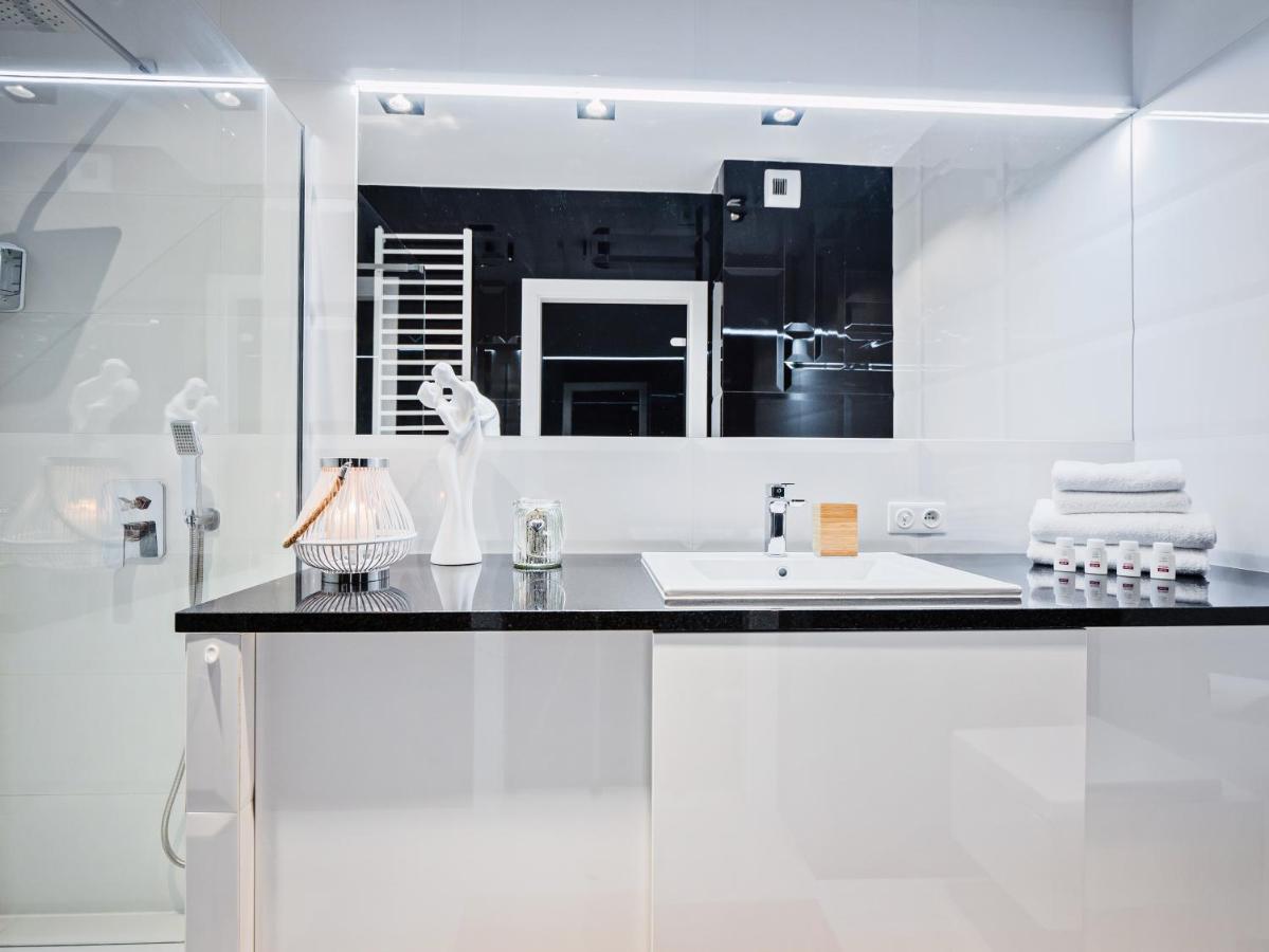Apartamenty Homely Place Casa Verona - Stary Rynek - Parking Posen Exterior foto