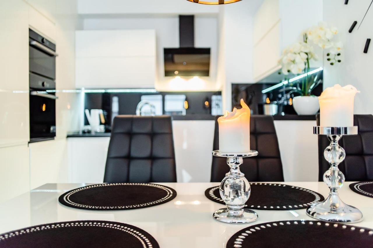Apartamenty Homely Place Casa Verona - Stary Rynek - Parking Posen Exterior foto